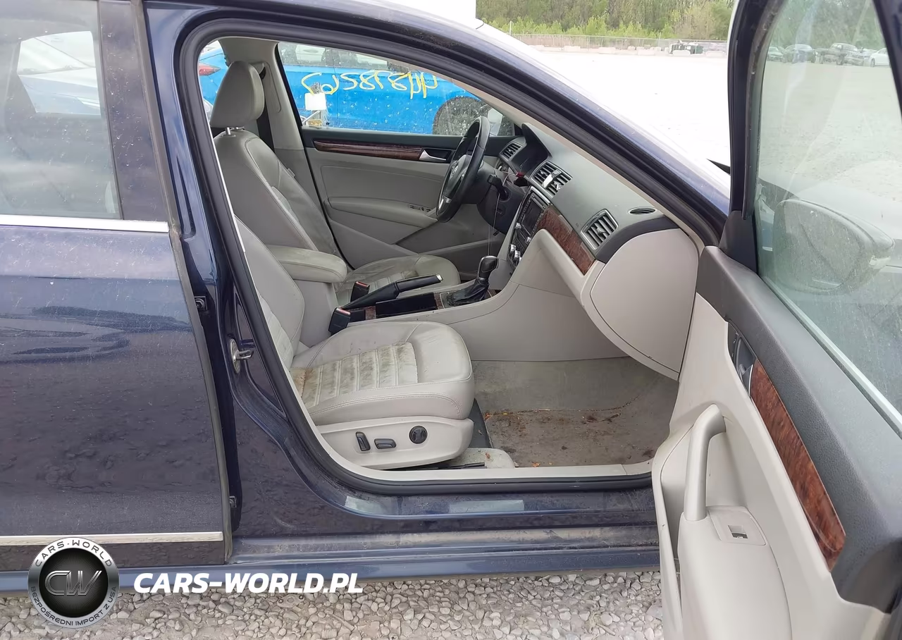 2012 Volkswagen Passat 2.5L Sel Premium VIN:1VWCP7A38CC094221 - 5