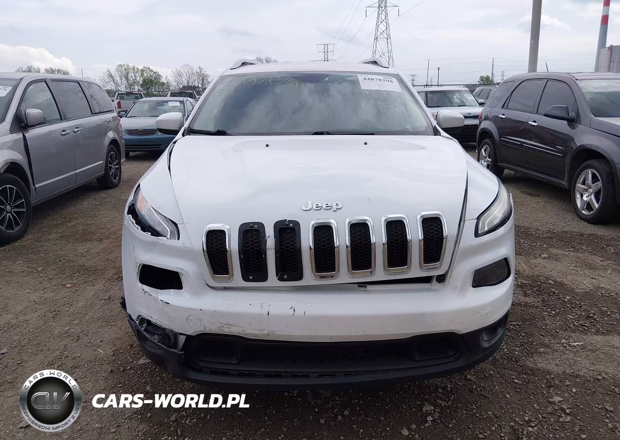 2015 Jeep Cherokee Latitude VIN:1C4PJMCB5FW595269 - 12