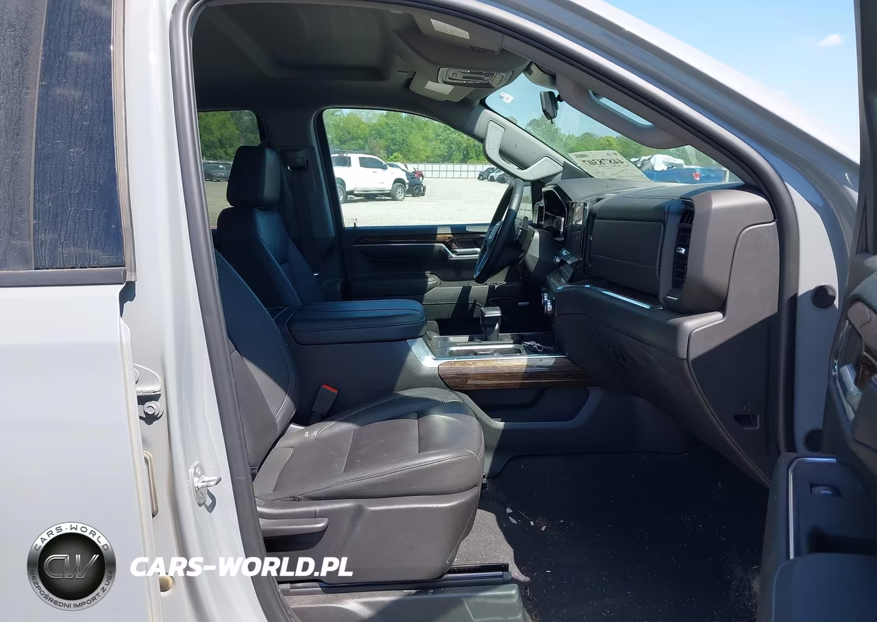 2024 GMC Sierra 1500 4Wd Short Box Elevation With 3Sb VIN:3GTUUCED2RG395827 - 5