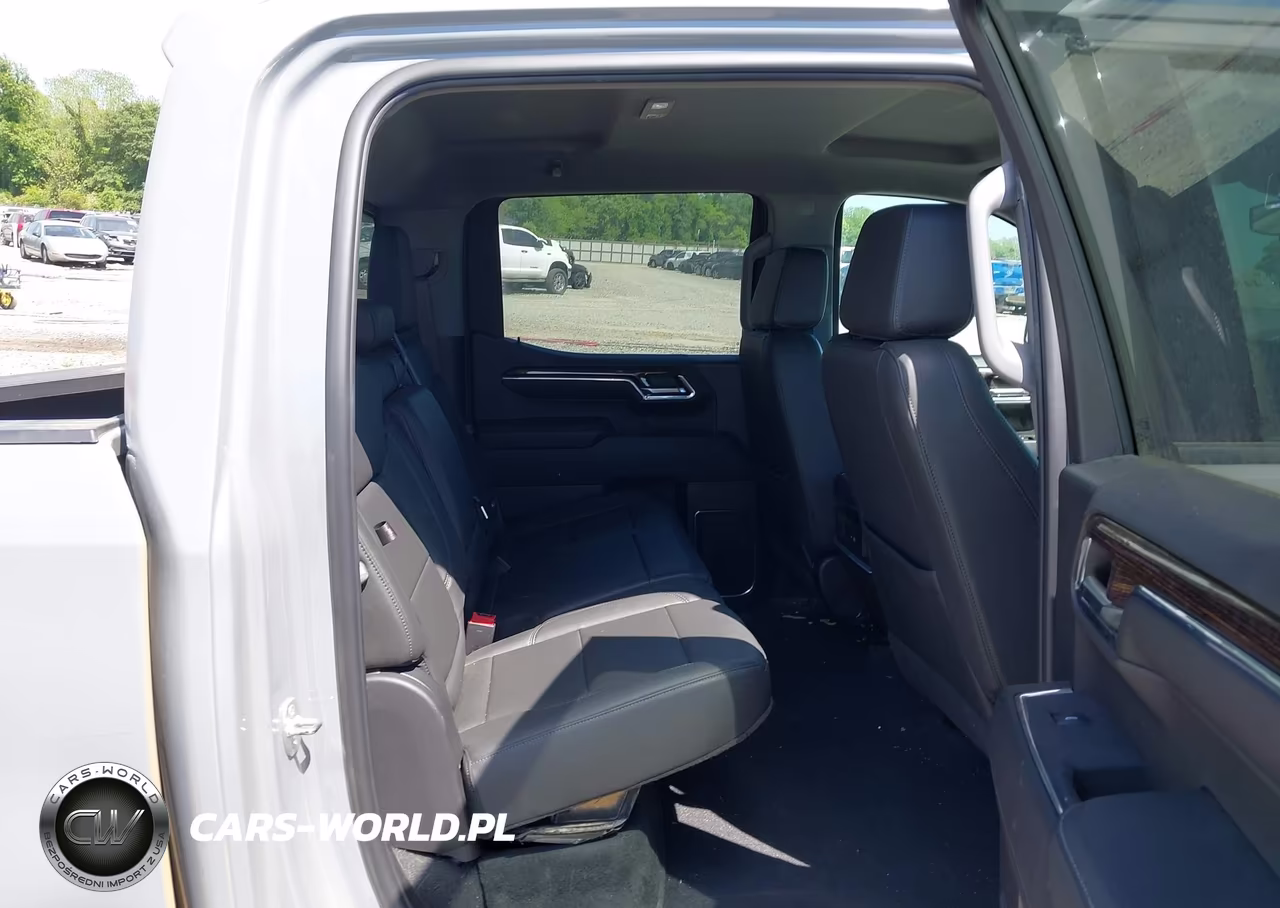 2024 GMC Sierra 1500 4Wd Short Box Elevation With 3Sb VIN:3GTUUCED2RG395827 - 8