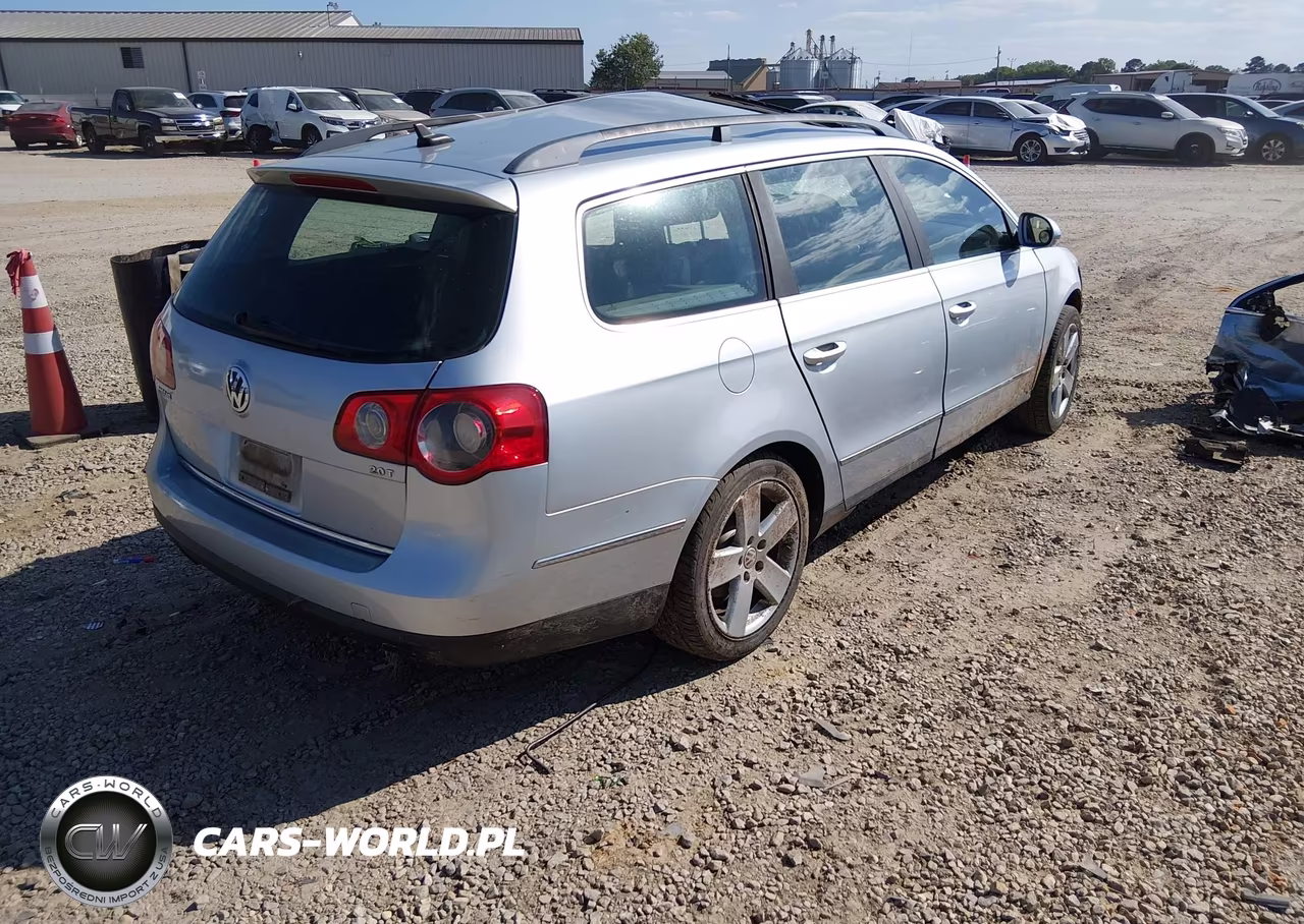 2008 Volkswagen Passat Komfort VIN:WVWLK73C28E034185 - 4