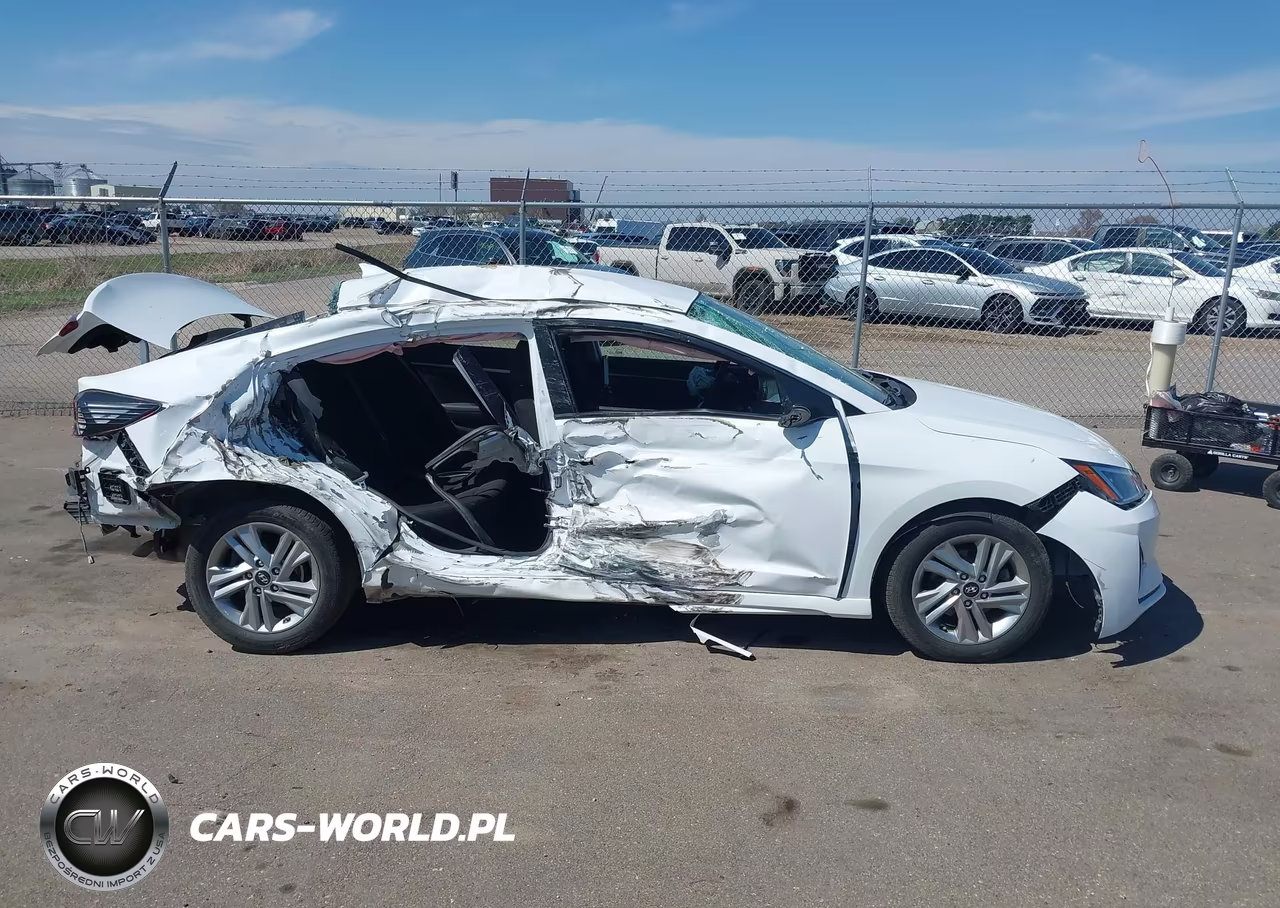 2020 Hyundai Elantra Sel VIN:5NPD84LF0LH548220 - 14