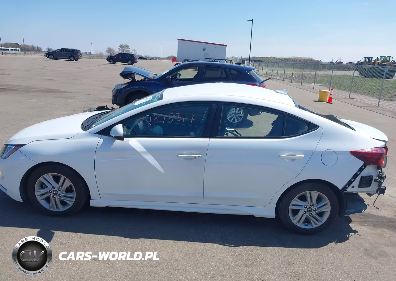 2020 Hyundai Elantra Sel VIN:5NPD84LF0LH548220 - 15