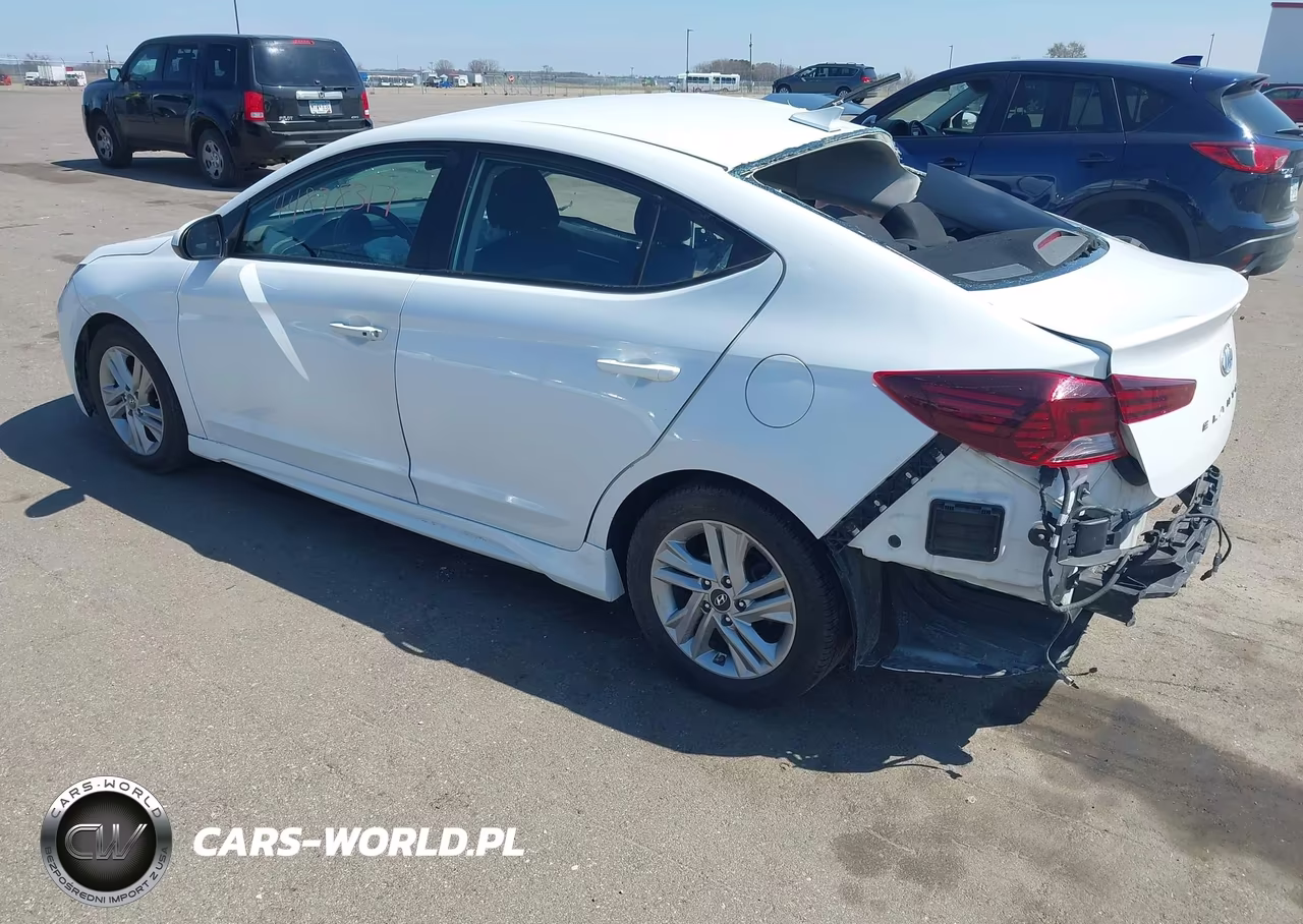 2020 Hyundai Elantra Sel VIN:5NPD84LF0LH548220 - 3