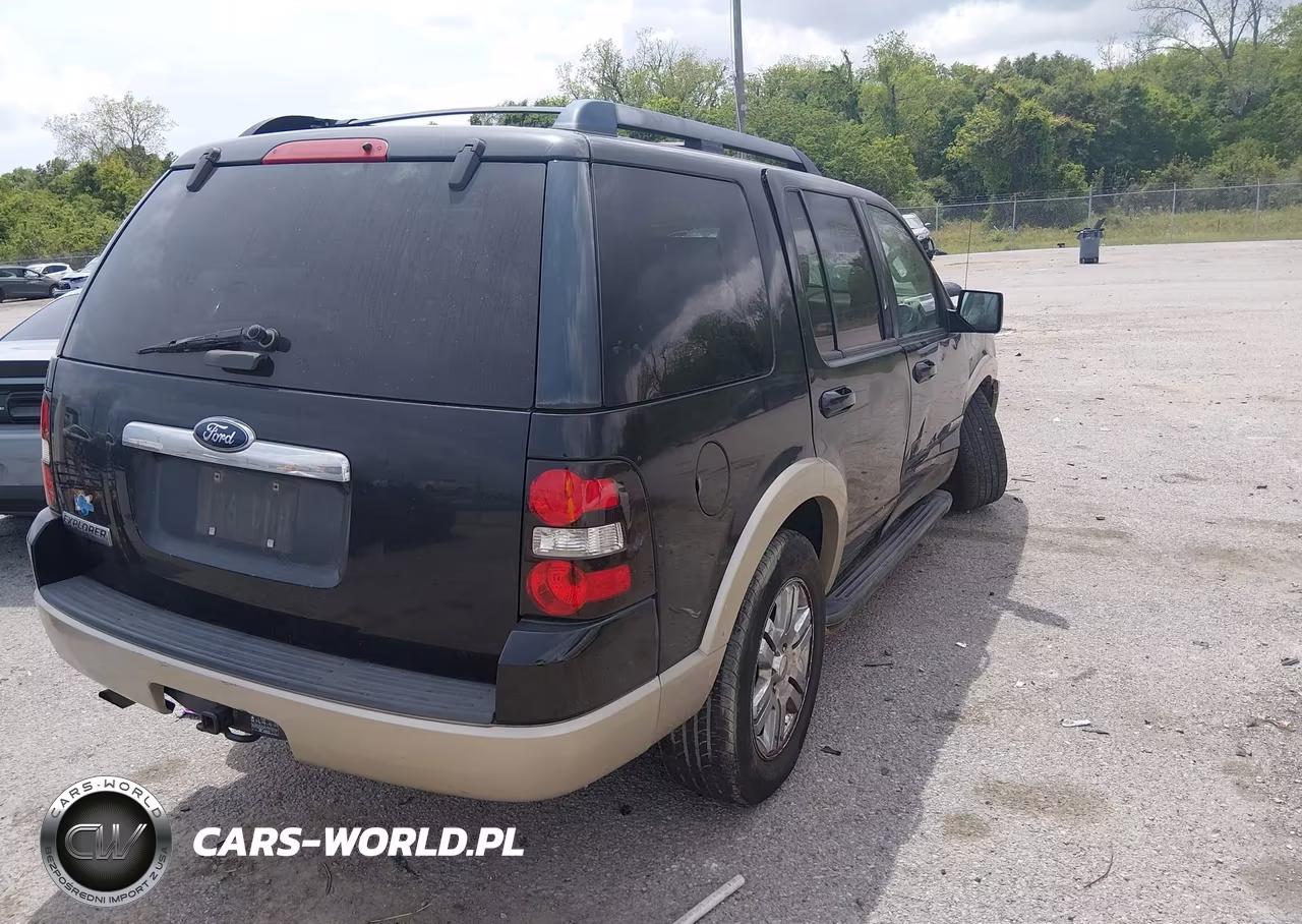 2008 Ford Explorer Eddie Bauer VIN:1FMEU64E88UA94504 - 4