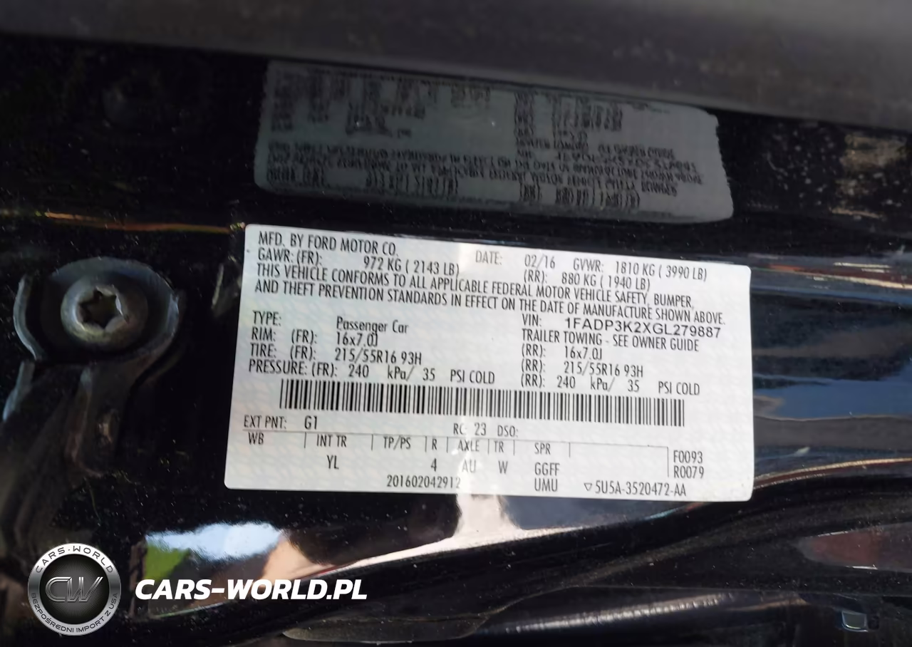 2016 Ford Focus Se VIN:1FADP3K2XGL279887 - 9