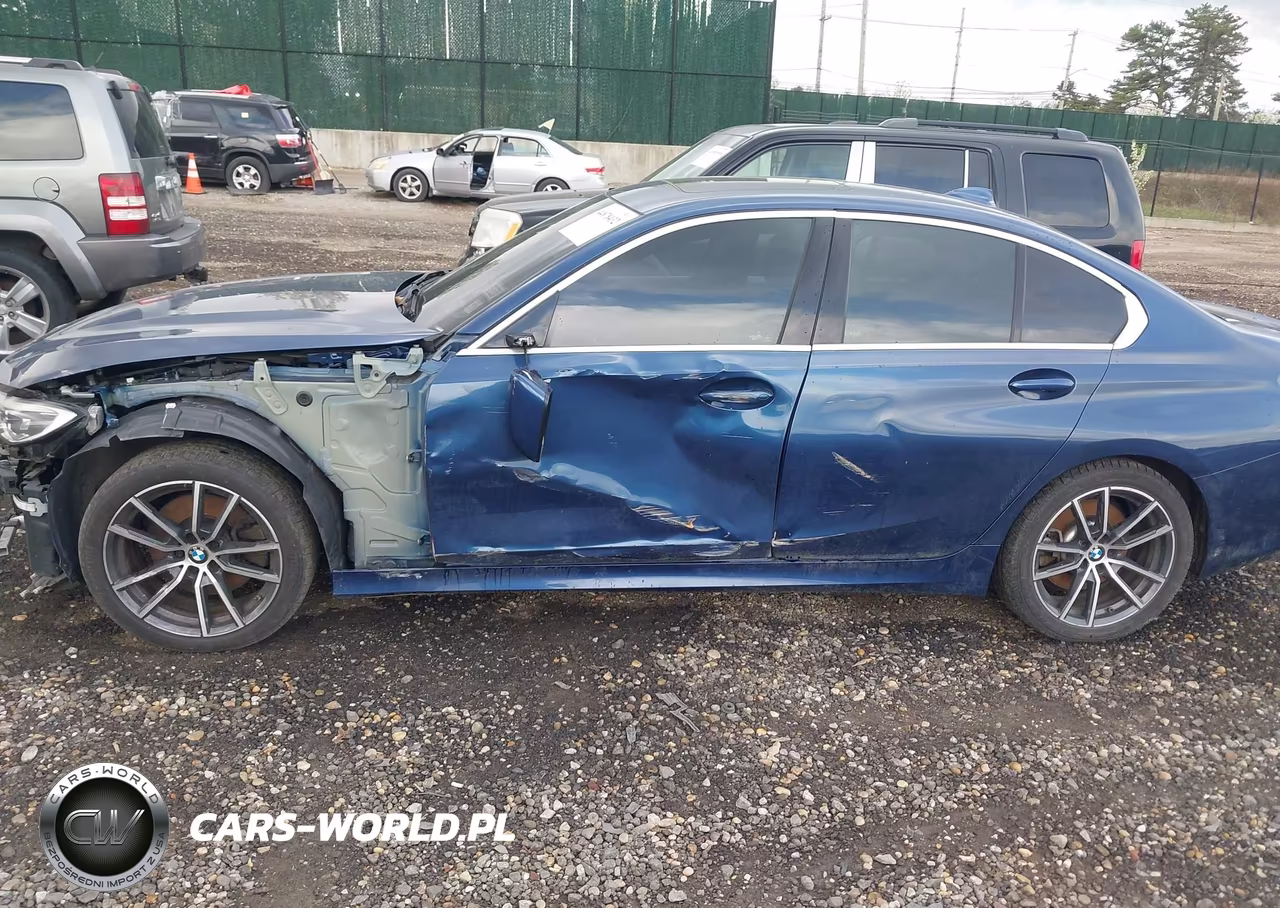2021 BMW 330I xDrive VIN:3MW5R7J09M8C15338 - 14