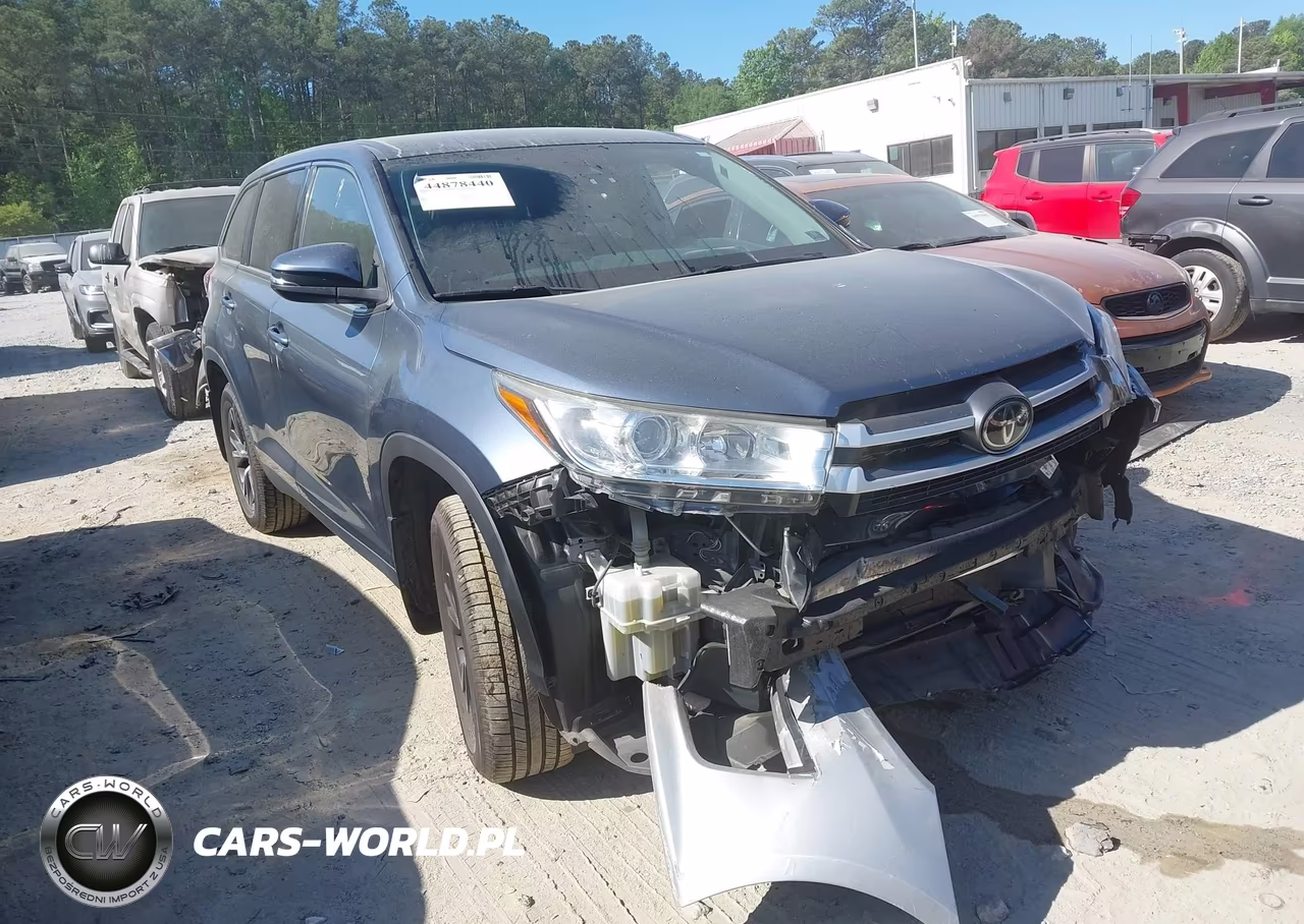 2019 Toyota Highlander Le – zdjęcie 1 z 16