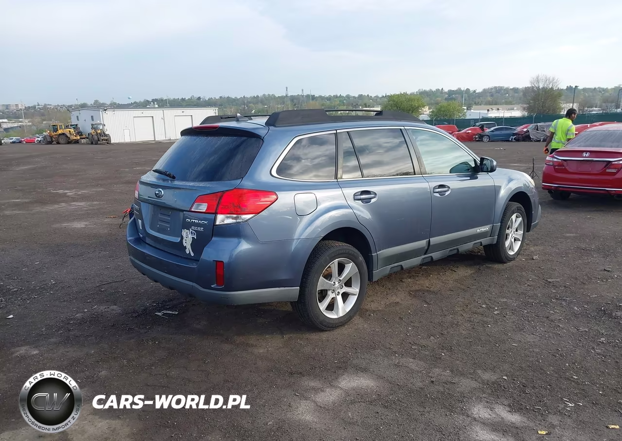2014 Subaru Outback 2.5I Limited VIN:4S4BRBKC0E3212710 - 4