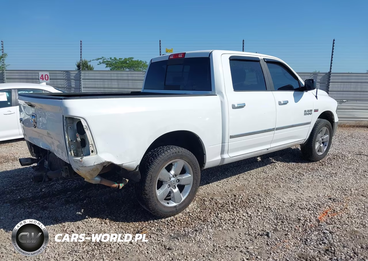 2015 Ram 1500 Big Horn VIN:1C6RR6LT5FS542317 - 4
