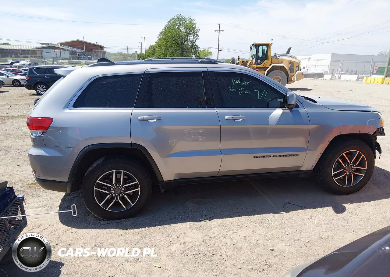 2019 Jeep Grand Cherokee Laredo E 4X2 VIN:1C4RJEAGXKC621776 - 14