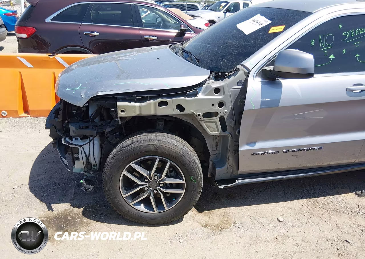 2019 Jeep Grand Cherokee Laredo E 4X2 VIN:1C4RJEAGXKC621776 - 19