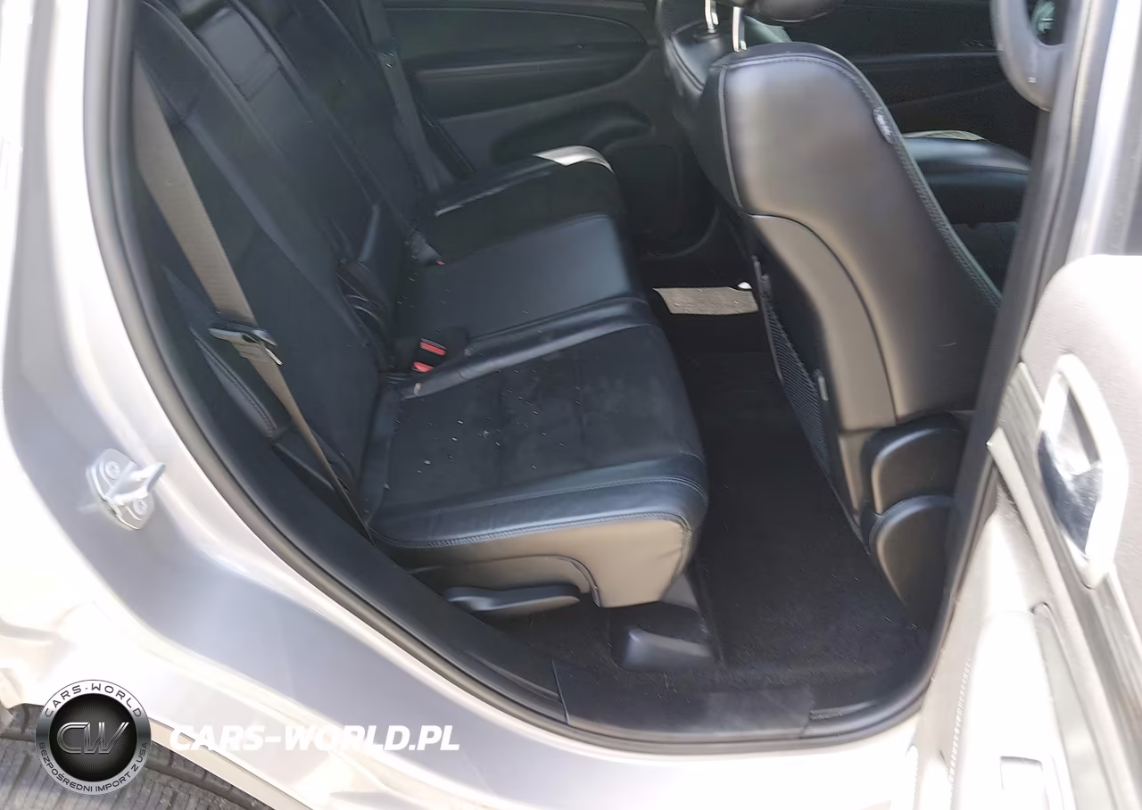 2019 Jeep Grand Cherokee Laredo E 4X2 VIN:1C4RJEAGXKC621776 - 8
