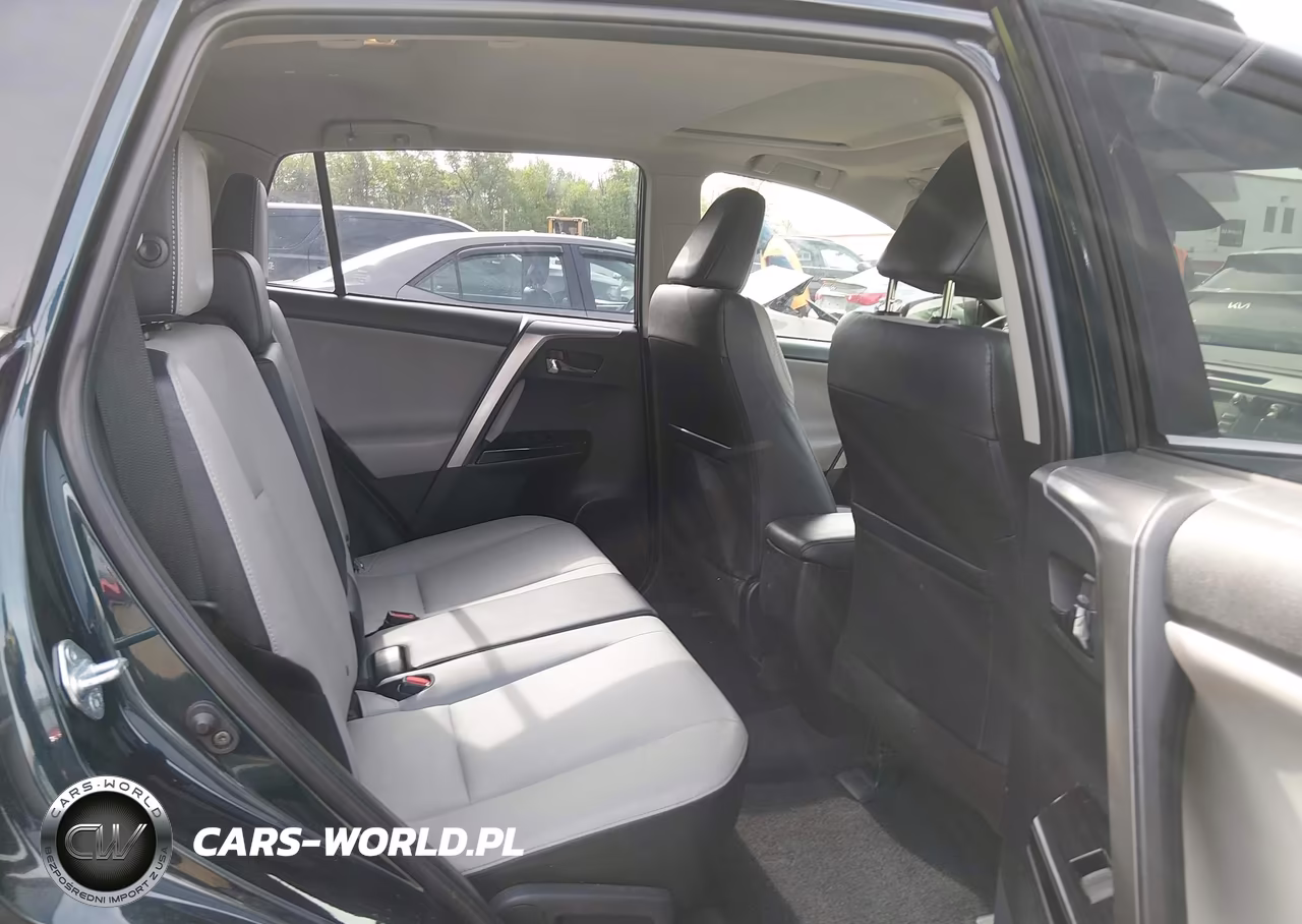 2018 Toyota Rav4 Limited VIN:JTMDFREV7JJ747003 - 8