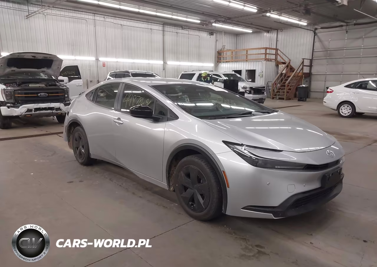 2026 Toyota Prius Le – zdjęcie 1 z 17