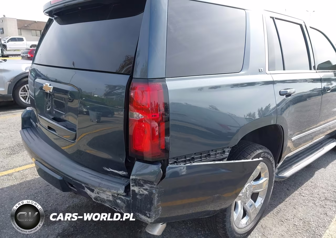2019 Chevrolet Tahoe Lt VIN:1GNSCBKC0KR360815 - 17
