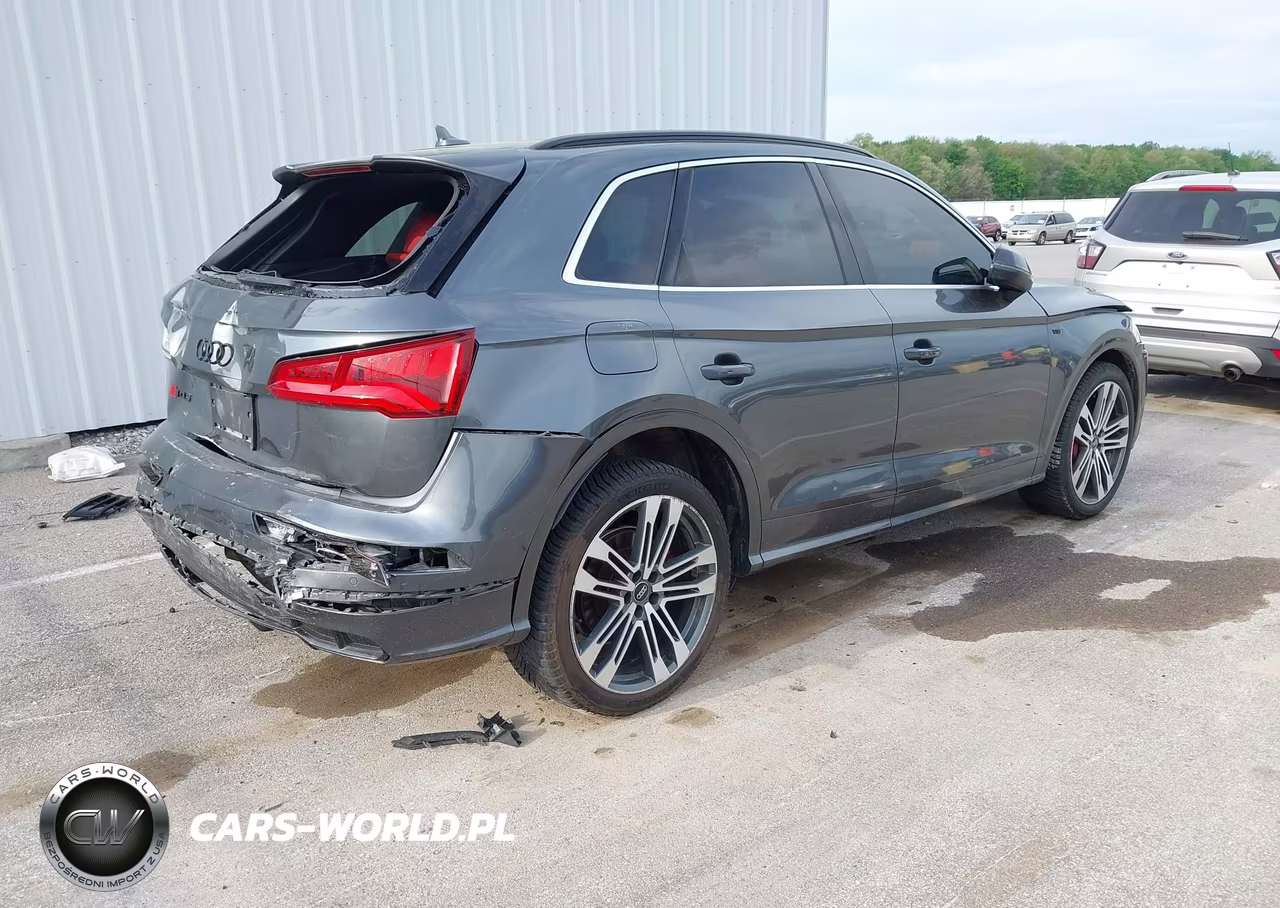 2018 Audi Sq5 3.0T Premium Plus VIN:WA1A4AFY9J2063237 - 4