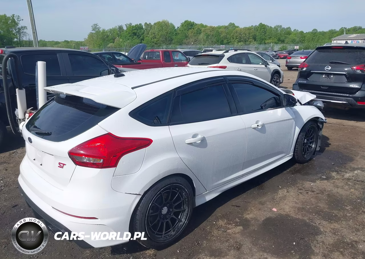 2018 Ford Focus St VIN:1FADP3L91JL232461 - 4
