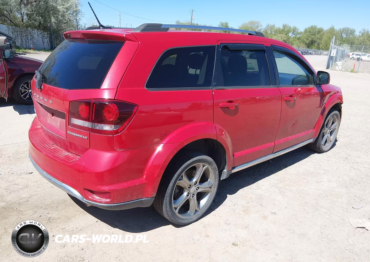 2017 Dodge Journey Crossroad Plus Awd VIN:3C4PDDGG9HT553287 - 4