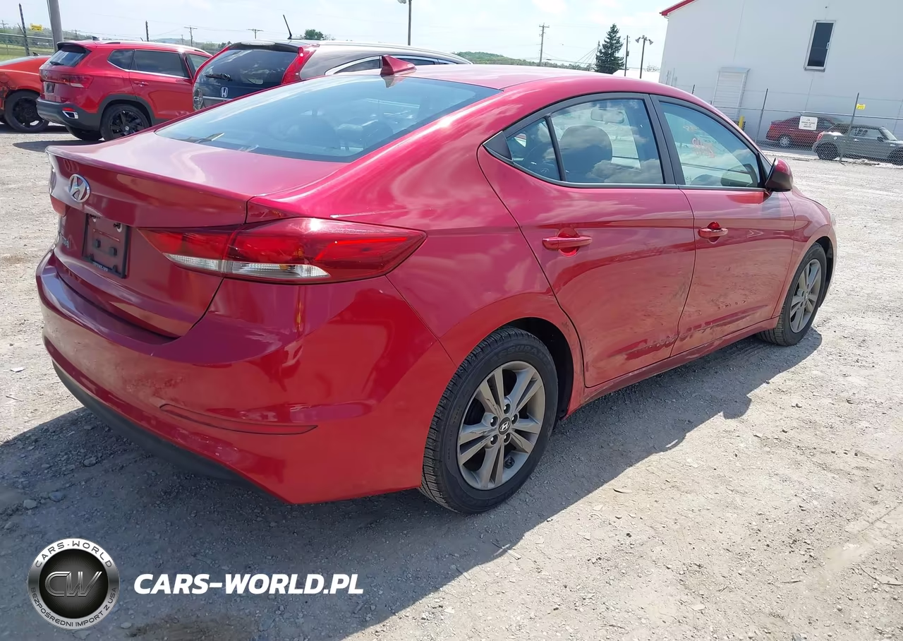 2017 Hyundai Elantra Se VIN:5NPD84LF4HH129309 - 4