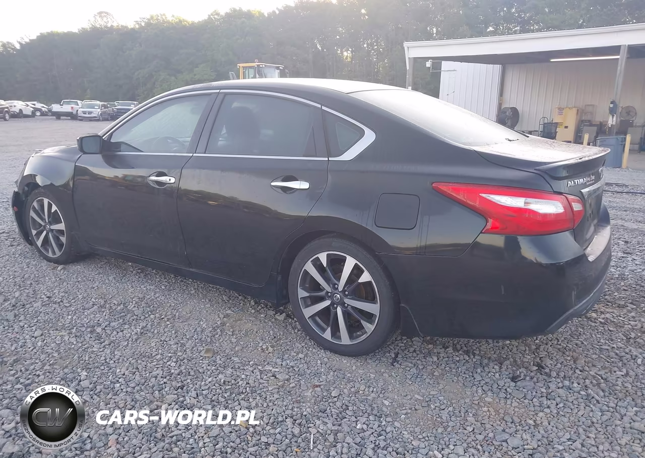 2016 Nissan Altima 2.5 Sr VIN:1N4AL3AP0GN320897 - 3