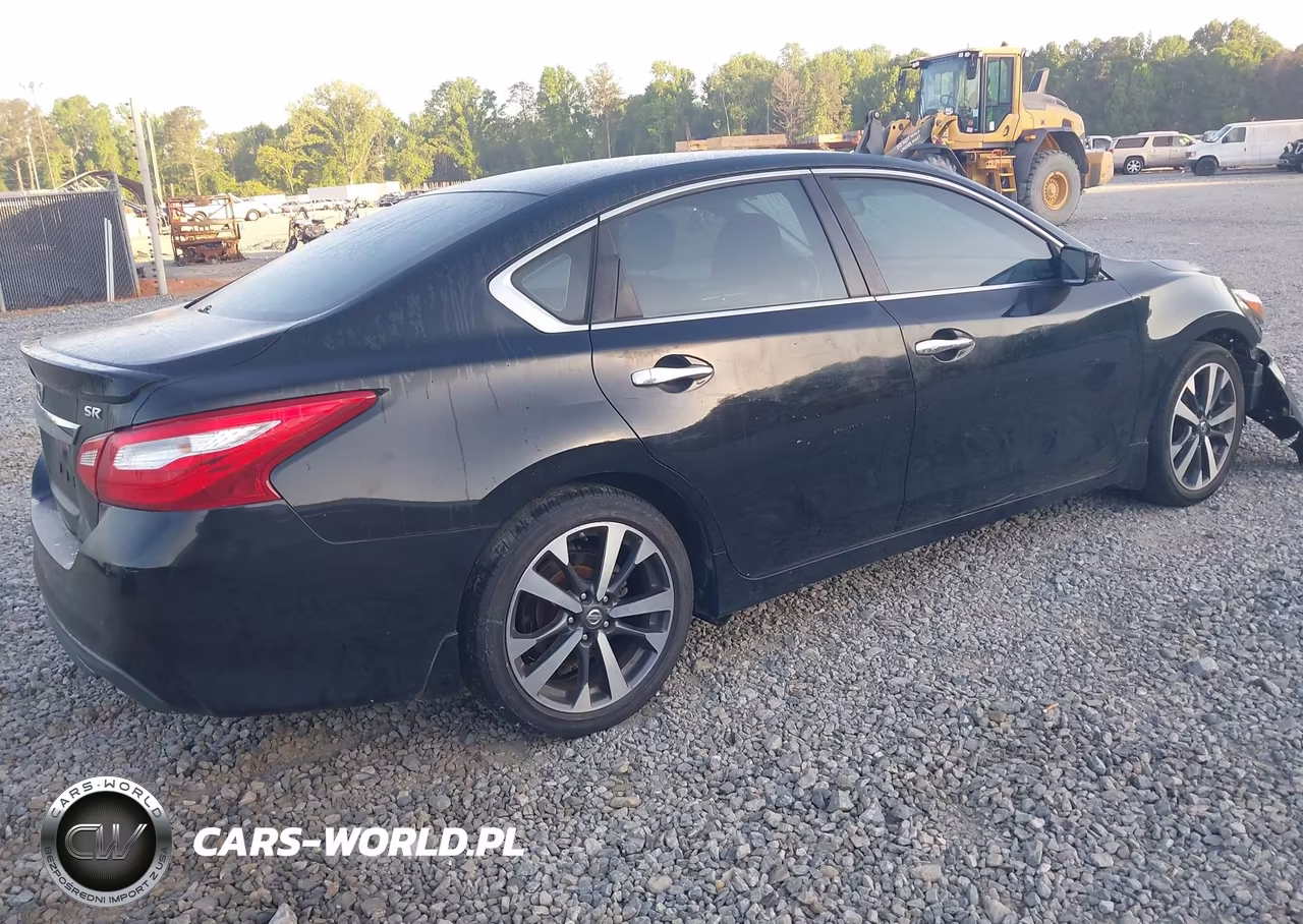 2016 Nissan Altima 2.5 Sr VIN:1N4AL3AP0GN320897 - 4