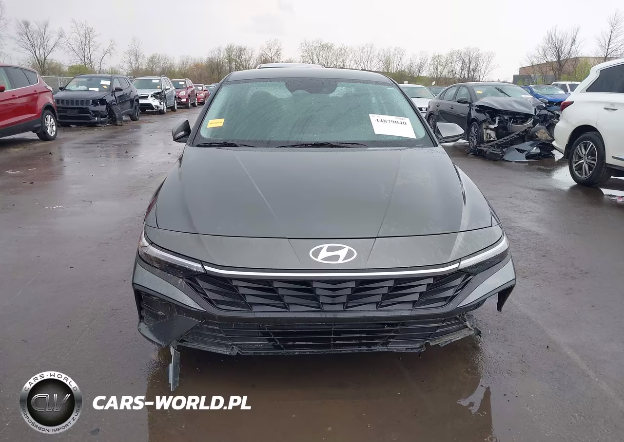 2025 Hyundai Elantra Se VIN:KMHLL4DGXSU061558 - 12
