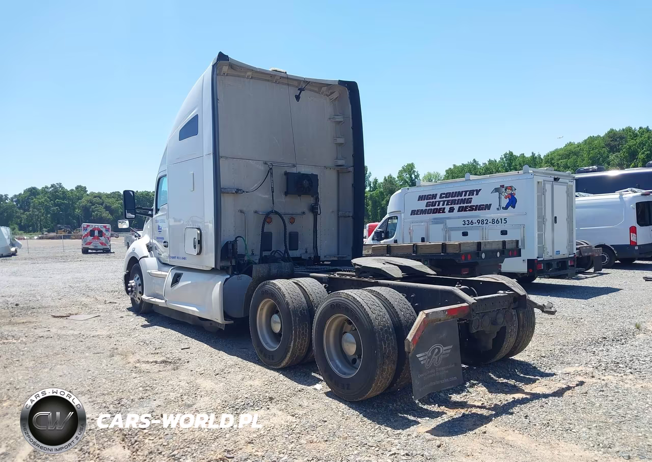 2019 Kenworth T680 VIN:1XKYDP9X7KJ250580 - 3