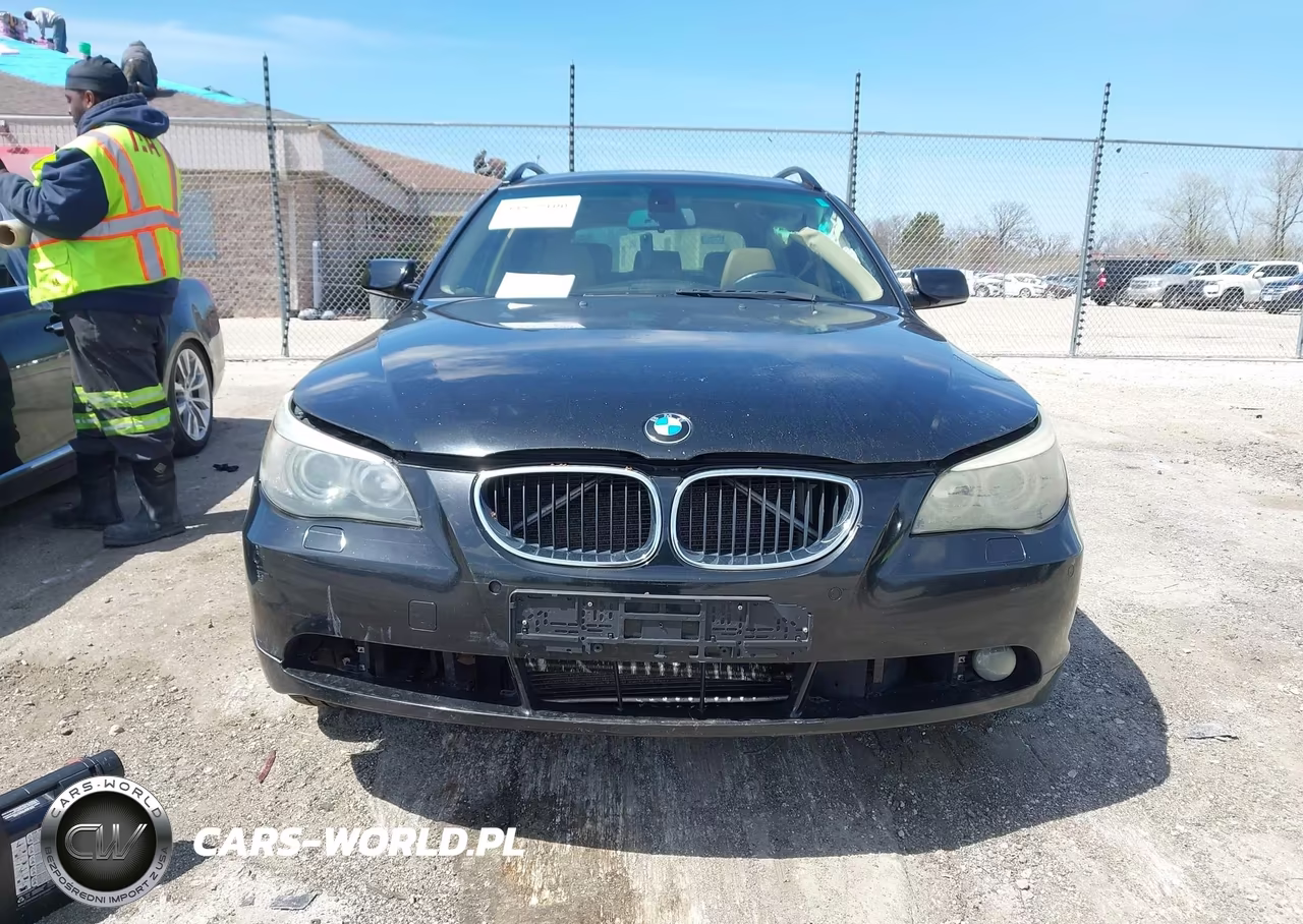 2006 BMW 530Xit VIN:WBANN73596CN01478 - 12