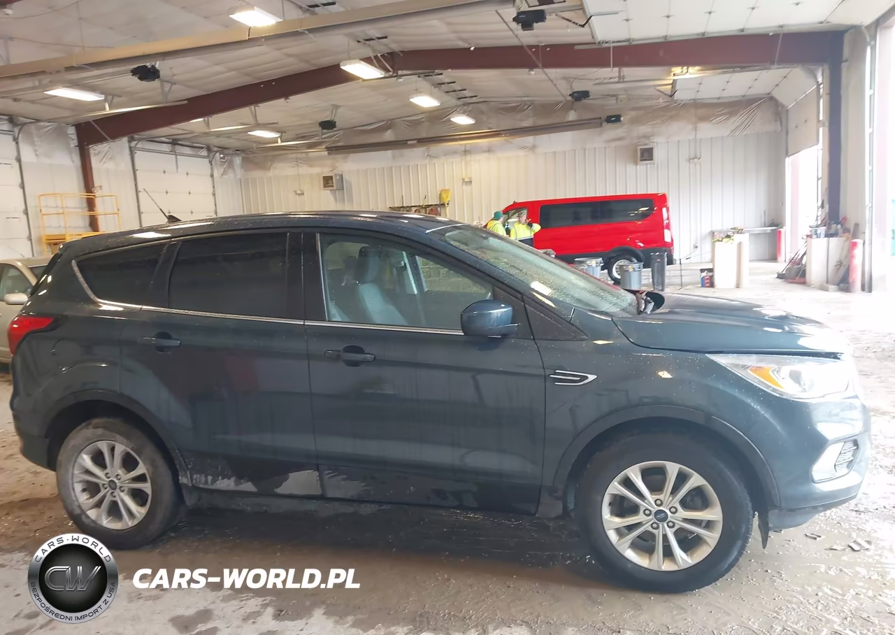 2019 Ford Escape Se VIN:1FMCU0GD4KUC01563 - 13