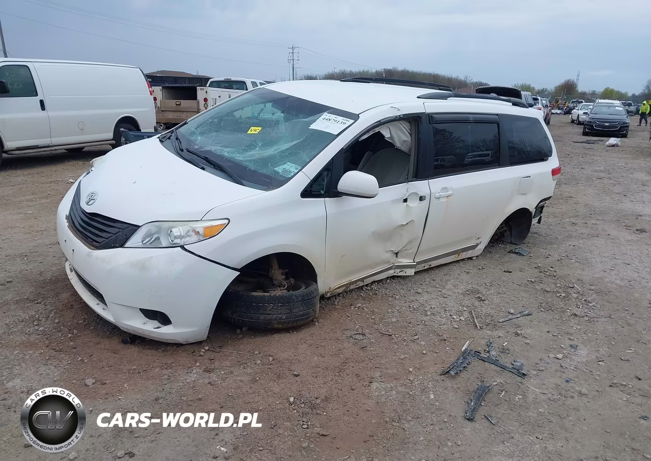2011 Toyota Sienna Le VIN:5TDJK3DC7BS029600 - 2