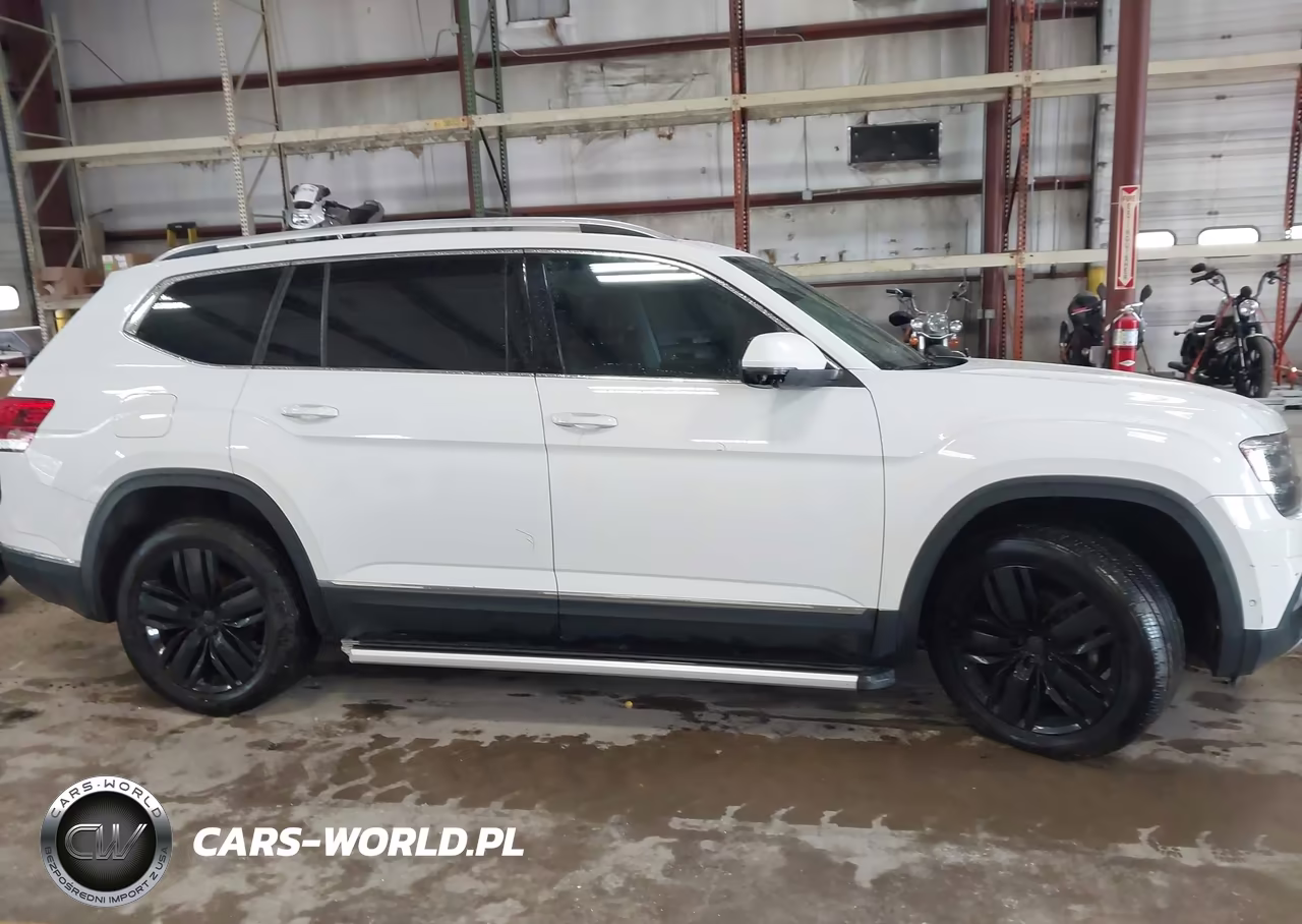 2019 Volkswagen Atlas 3.6L V6 Sel Premium VIN:1V2NR2CA1KC569709 - 13