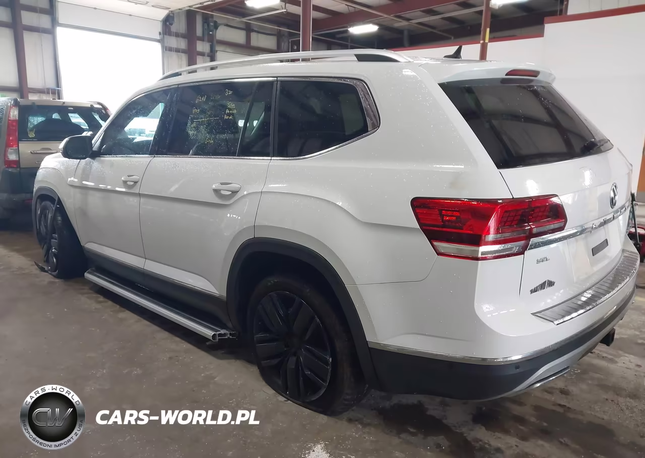 2019 Volkswagen Atlas 3.6L V6 Sel Premium VIN:1V2NR2CA1KC569709 - 3
