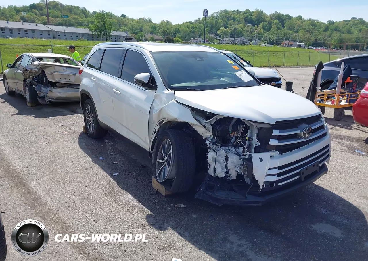 2019 Toyota Highlander Xle – zdjęcie 1 z 18