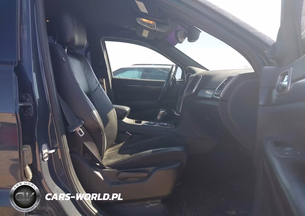 2018 Jeep Grand Cherokee Altitude 4X4 VIN:1C4RJFAG4JC164905 - 5