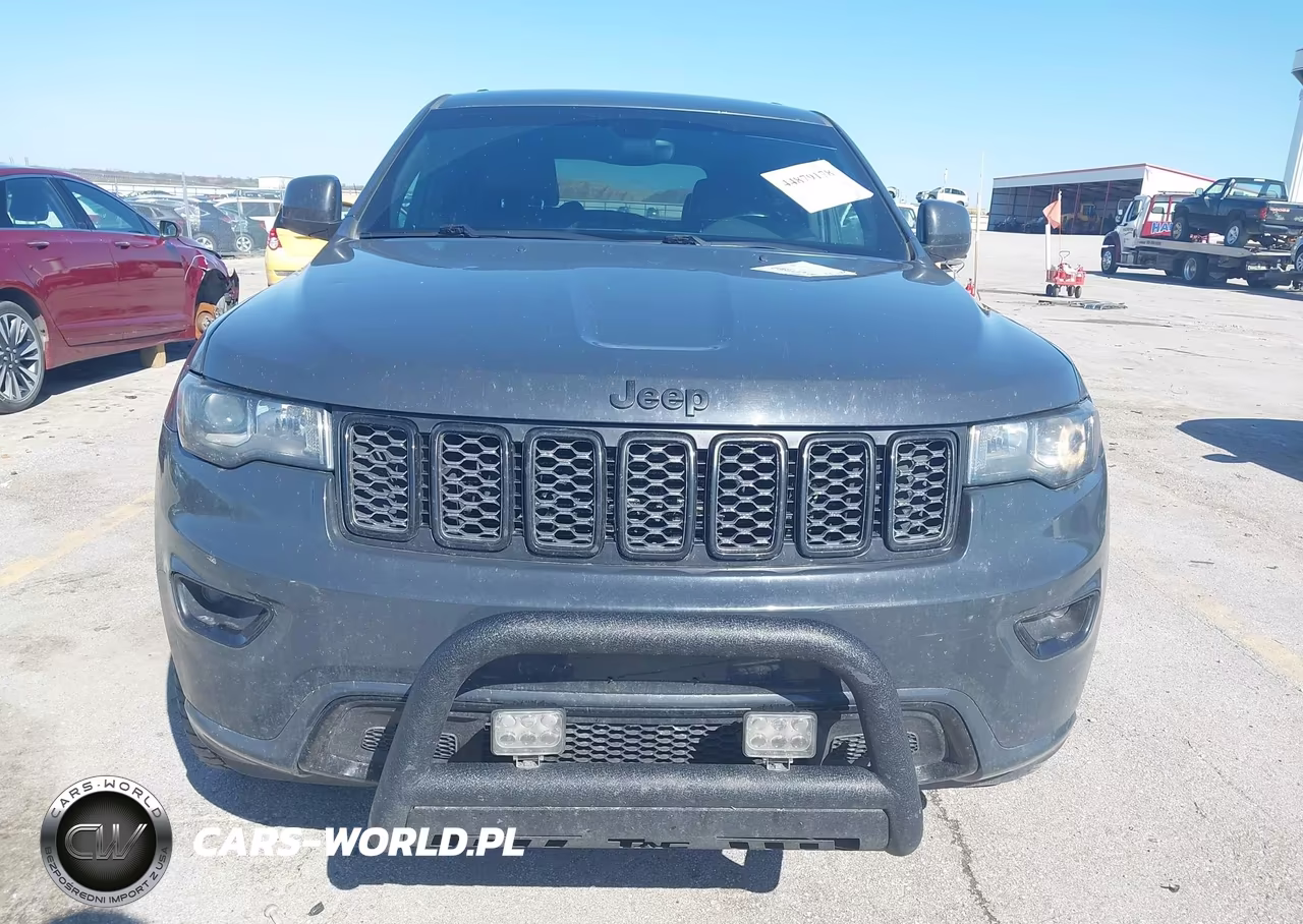 2018 Jeep Grand Cherokee Altitude 4X4 VIN:1C4RJFAG4JC164905 - 6