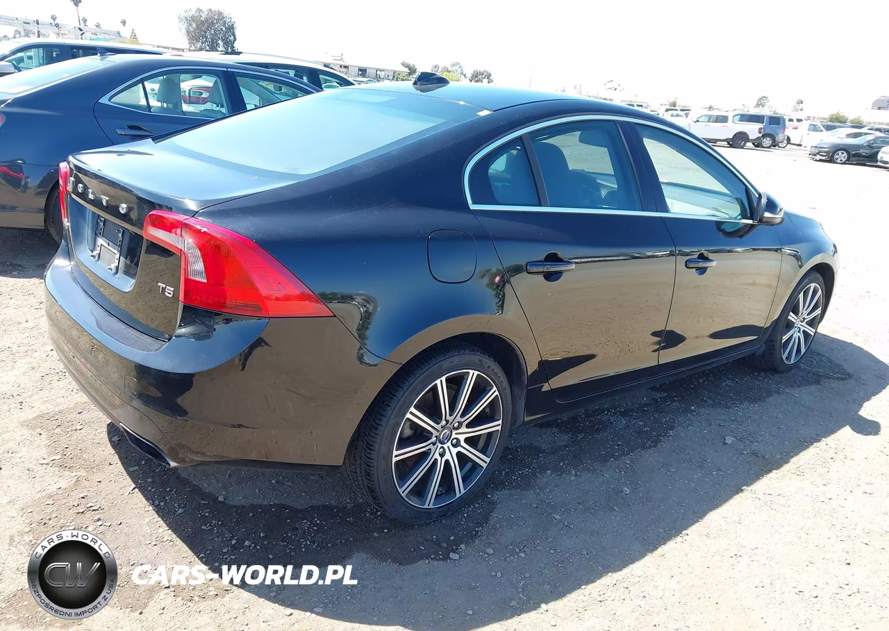 2014 Volvo S60 T5 Platinum VIN:YV1612FS2E2278559 - 4