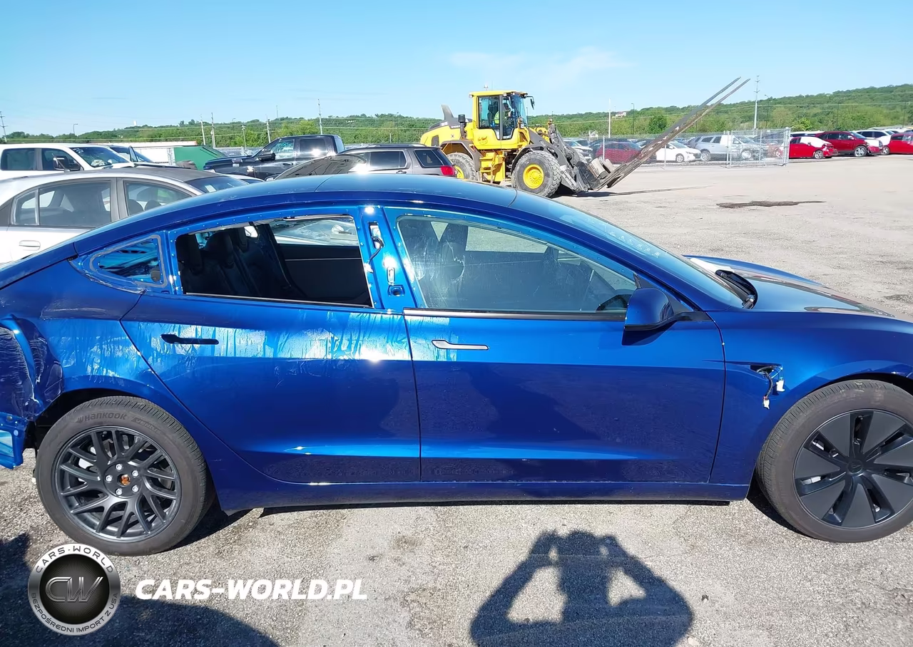 2025 Tesla Model 3 Long Range Rear-Wheel Drive-Standard Rear-Wheel Drive VIN:5YJ3E1EA5SF062665 - 14