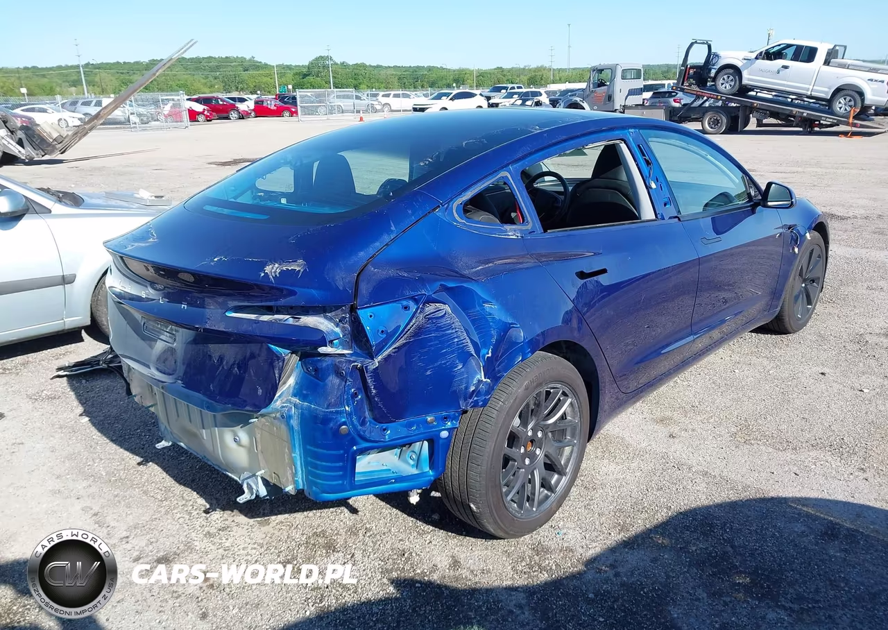 2025 Tesla Model 3 Long Range Rear-Wheel Drive-Standard Rear-Wheel Drive VIN:5YJ3E1EA5SF062665 - 4