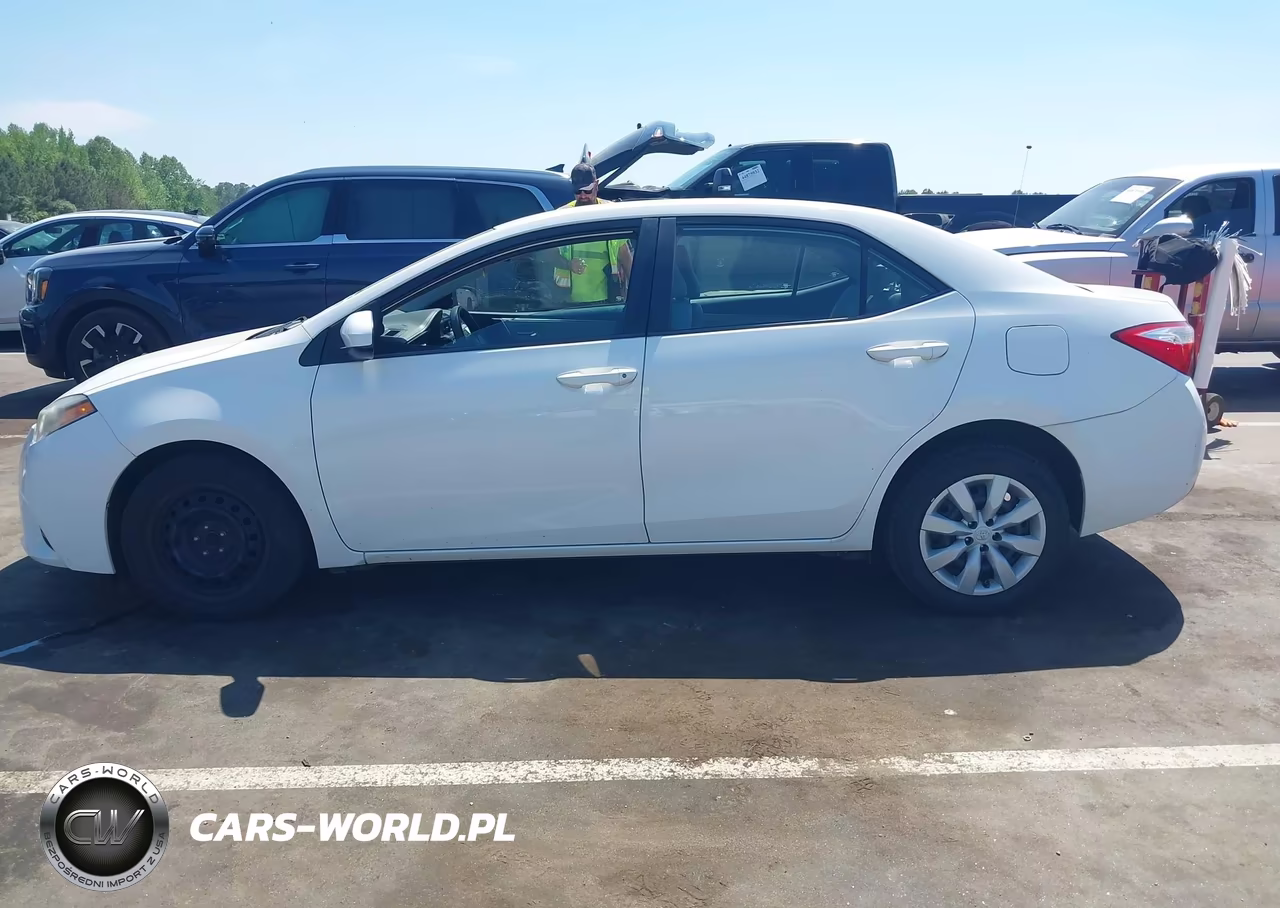 2016 Toyota Corolla Le VIN:2T1BURHE0GC709514 - 13