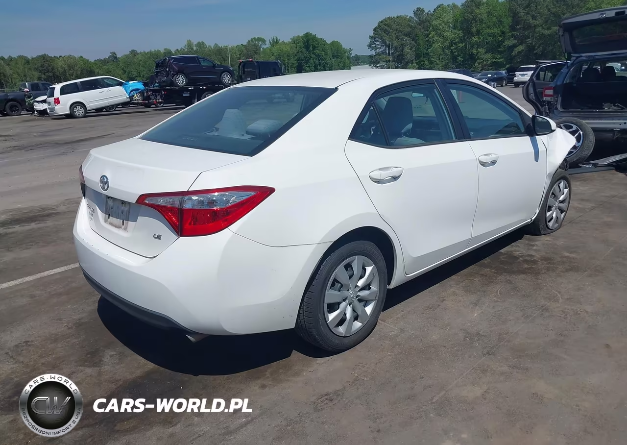 2016 Toyota Corolla Le VIN:2T1BURHE0GC709514 - 4