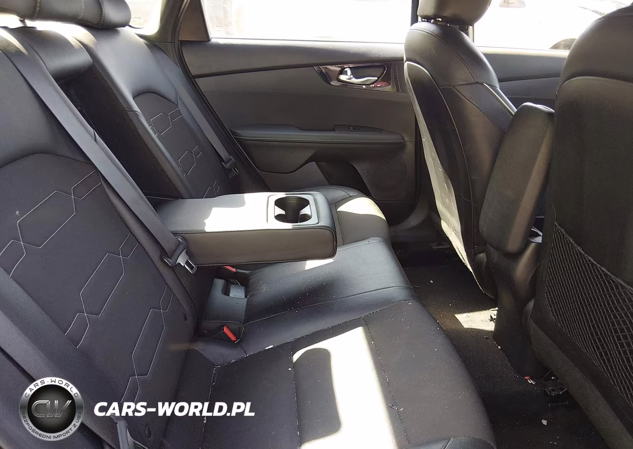 2023 Kia Forte Gt-Line VIN:3KPF54AD3PE549102 - 8