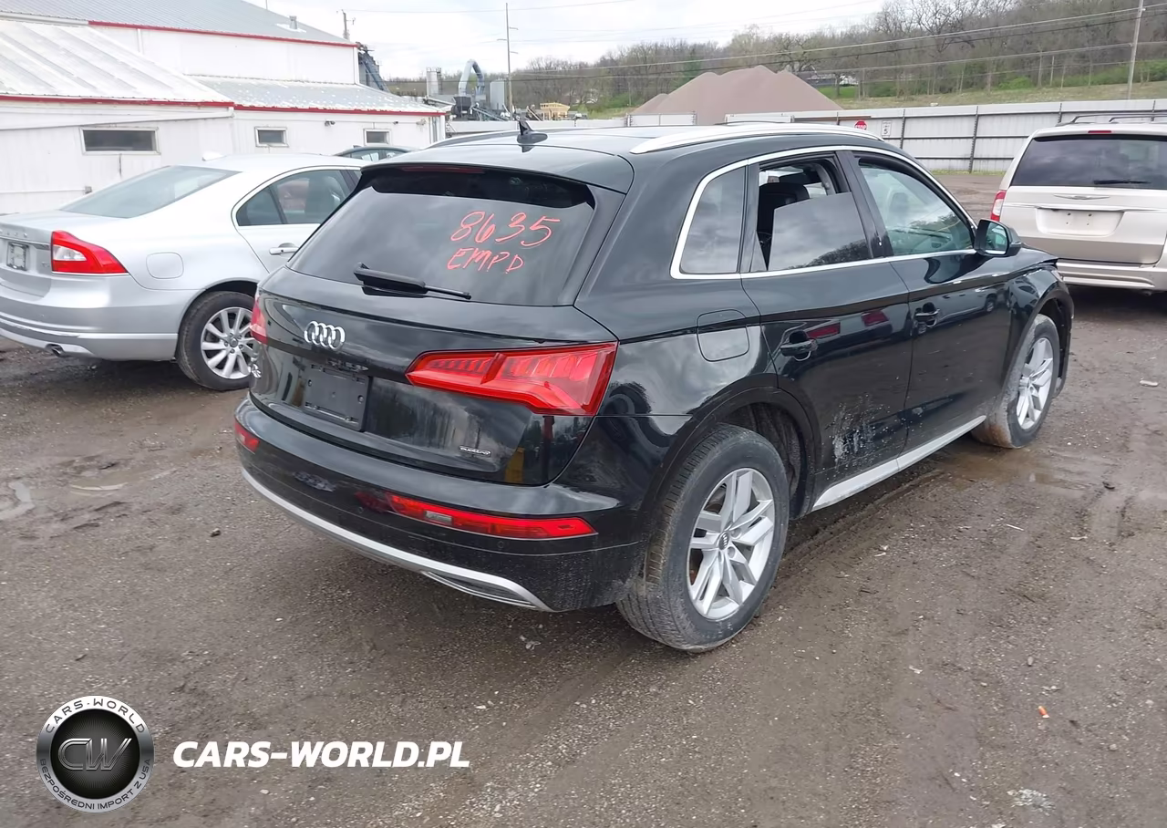 2020 Audi Q5 Premium 45 Tfsi Quattro S Tronic-Titanium Premium 45 Tfsi Quattro S Tronic VIN:WA1ANAFY3L2030170 - 4