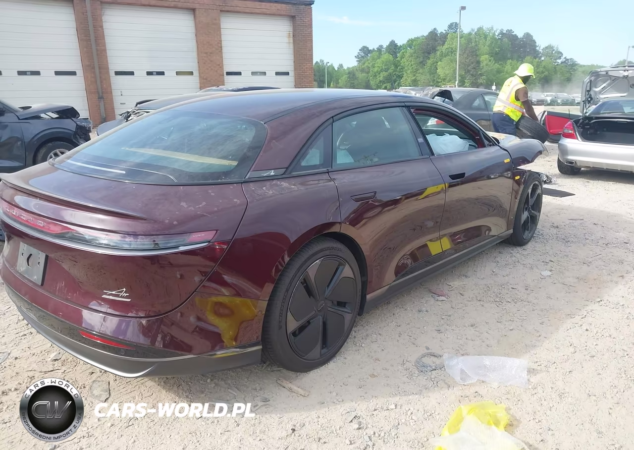 2026 Lucid Air Touring VIN:50EA1TEAXTA038964 - 4