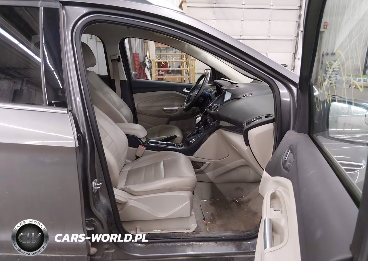 2014 Ford Escape Titanium VIN:1FMCU9J94EUE58090 - 5