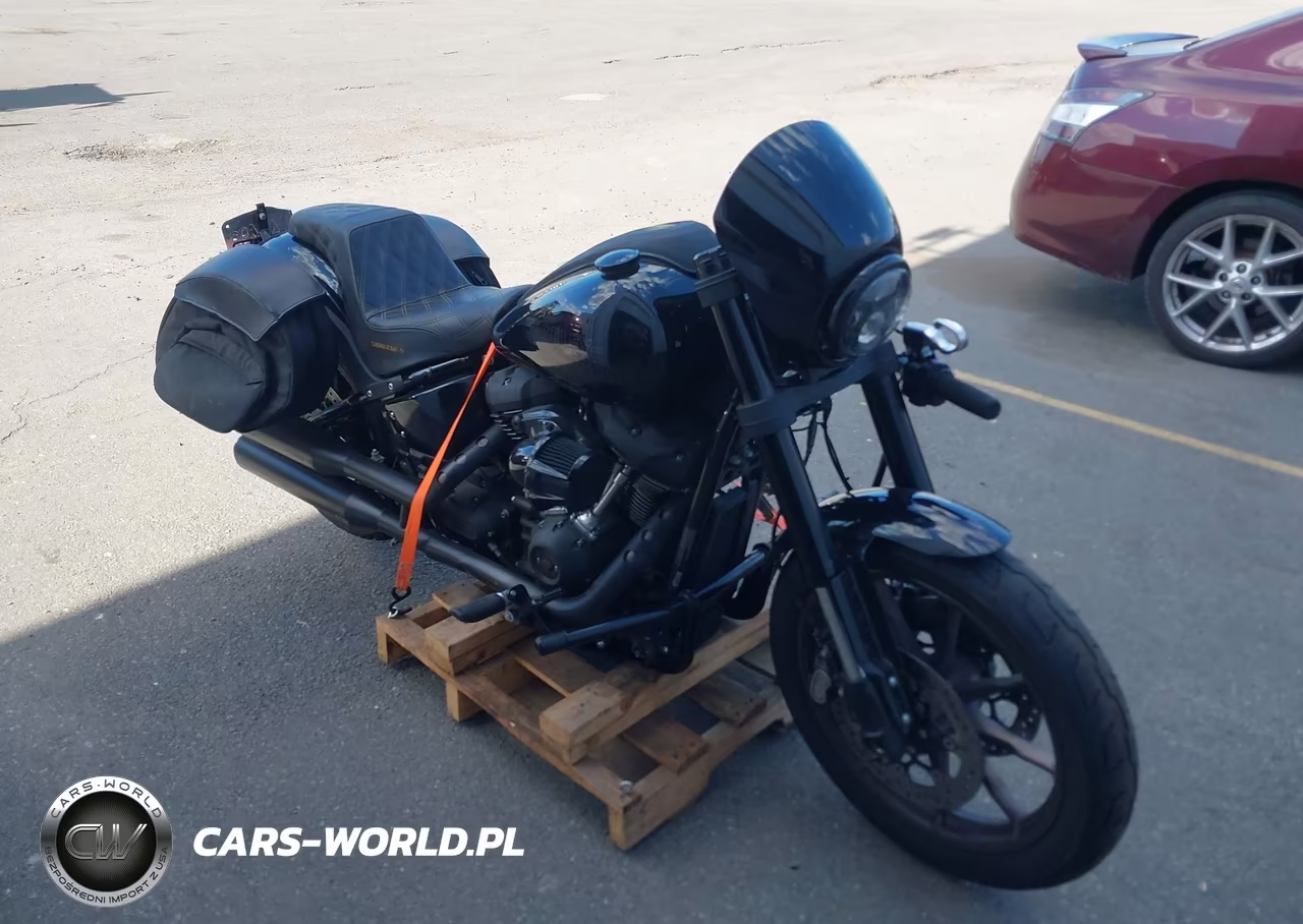 2022 Harley-Davidson Fxlrs