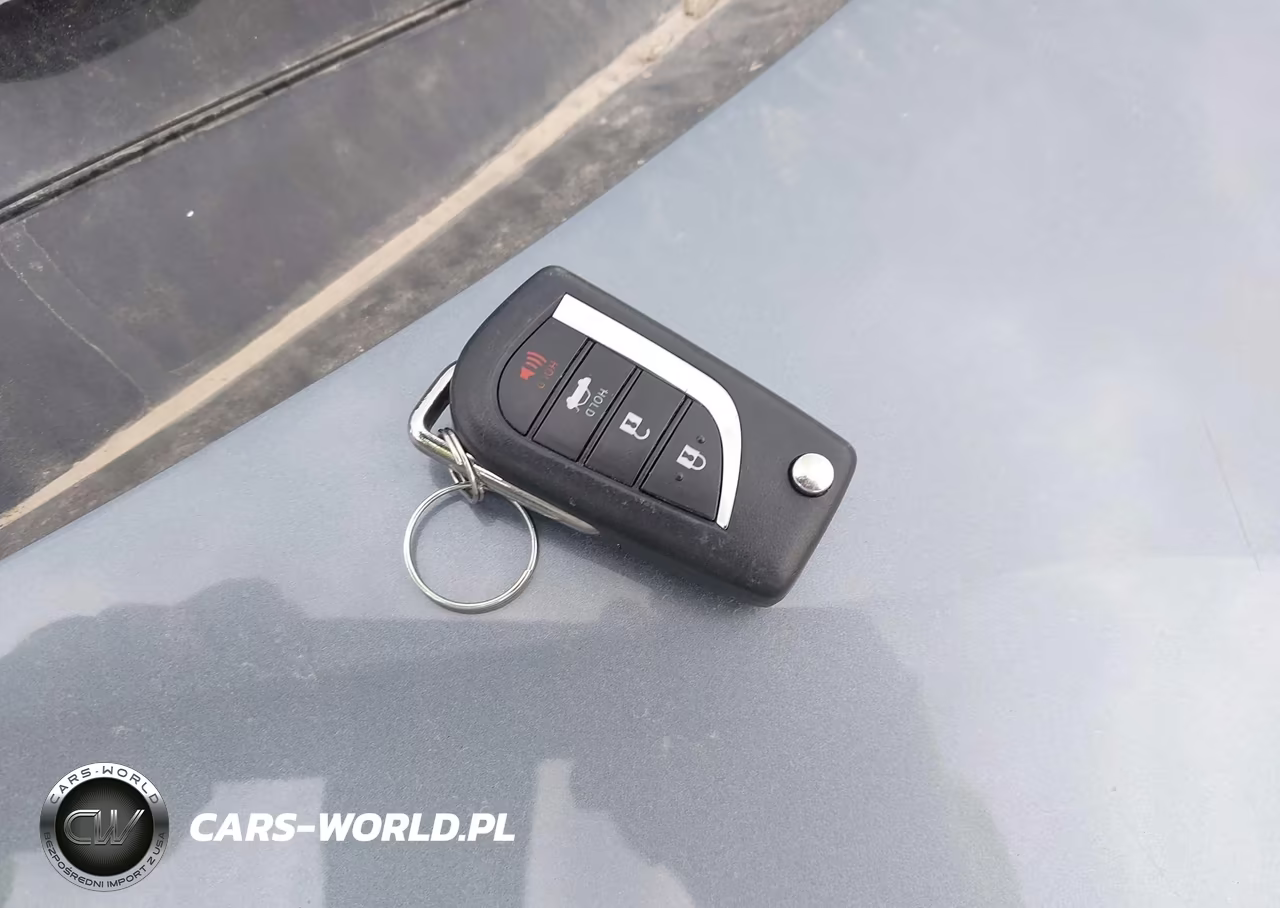 2020 Toyota Corolla Le VIN:5YFEPRAEXLP084628 - 11