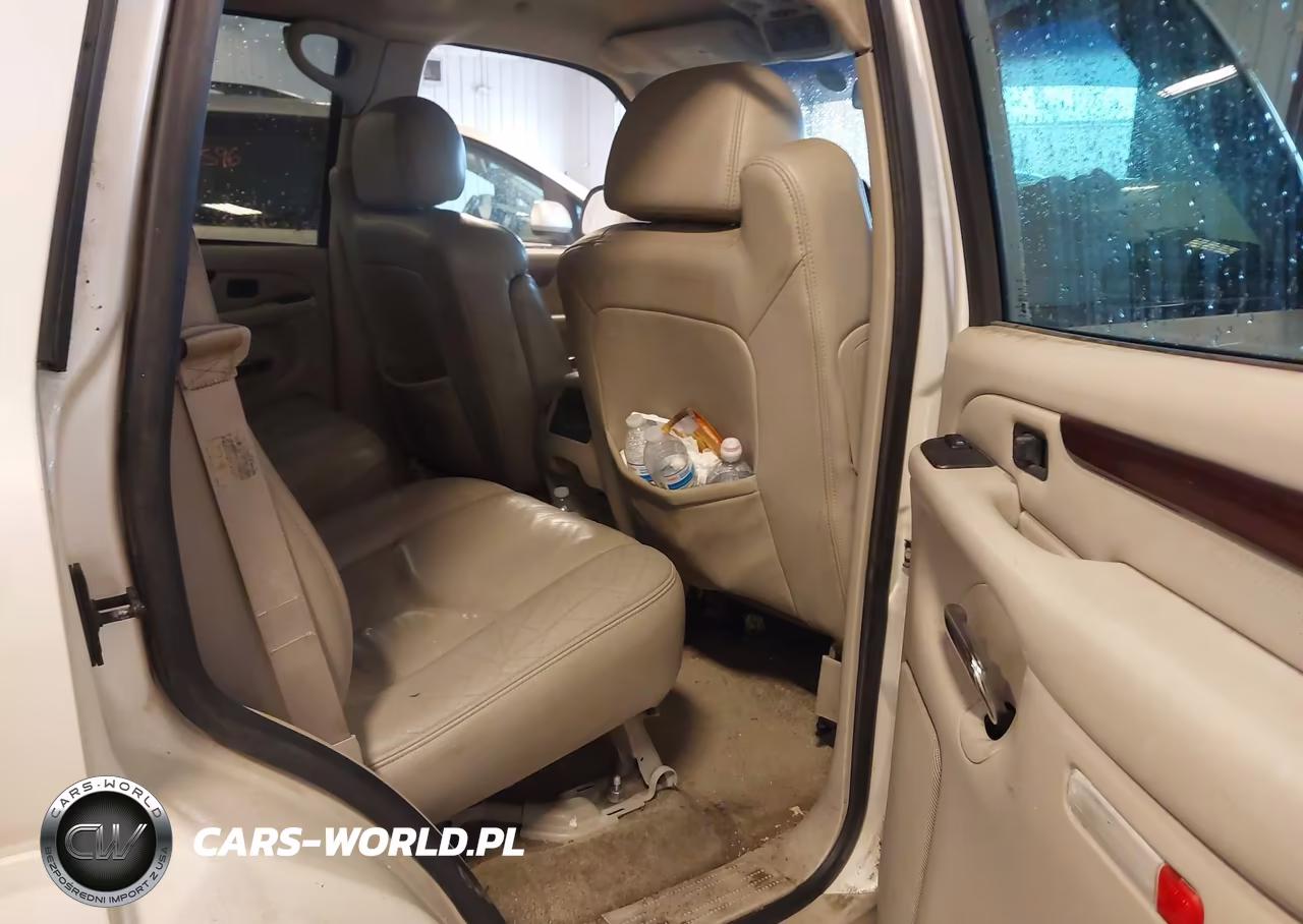 2003 Cadillac Escalade Standard VIN:1GYEK63N33R215957 - 8