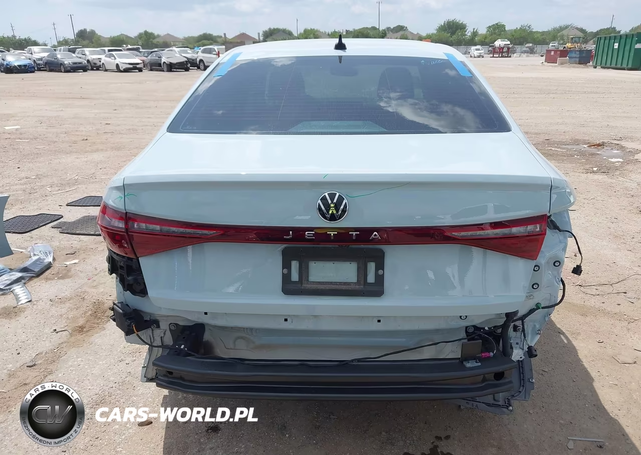 2025 Volkswagen Jetta 1.5T Sport VIN:3VWBX7BU0SM002891 - 16