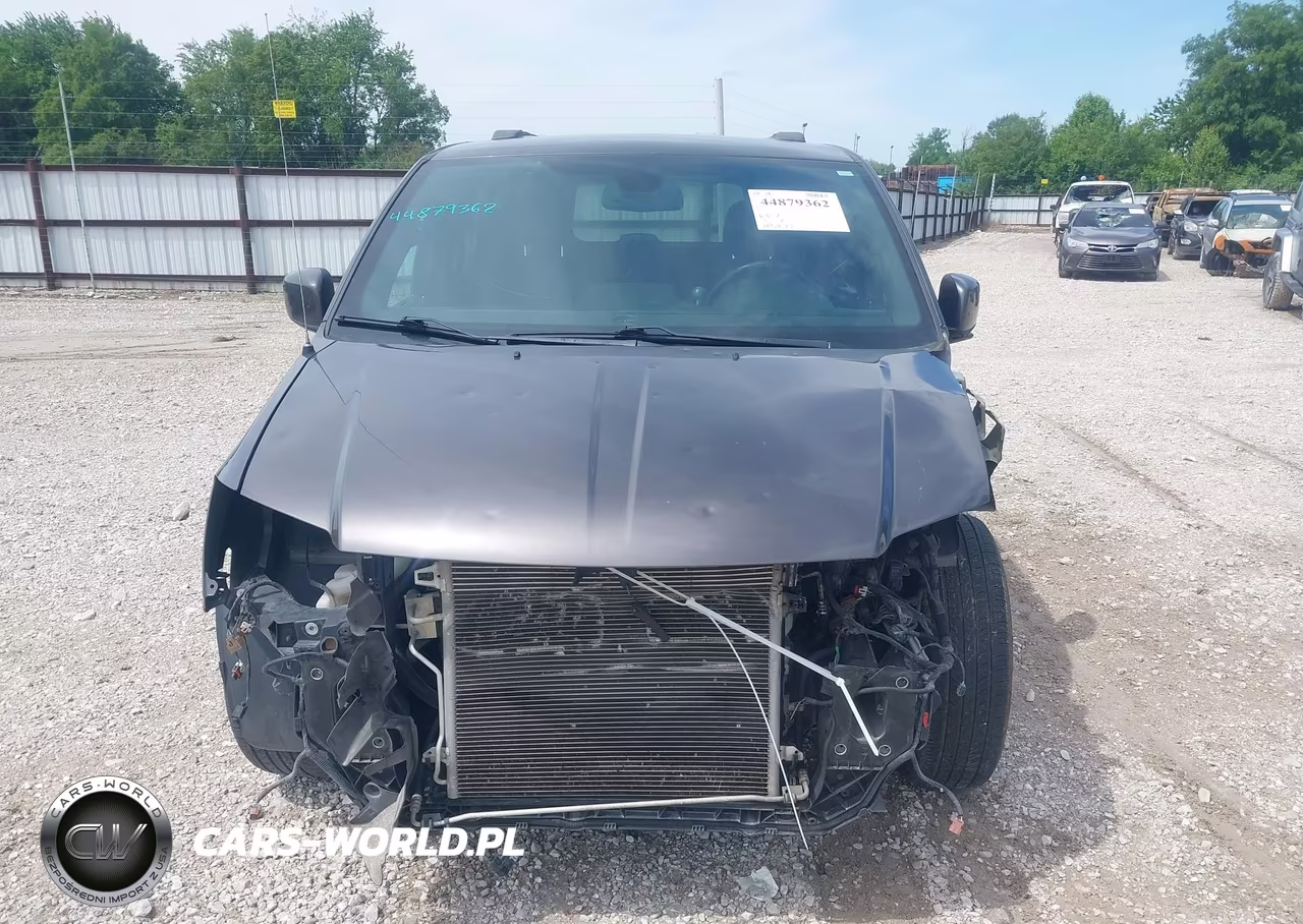 2018 Dodge Grand Caravan Gt VIN:2C4RDGEG3JR345766 - 13